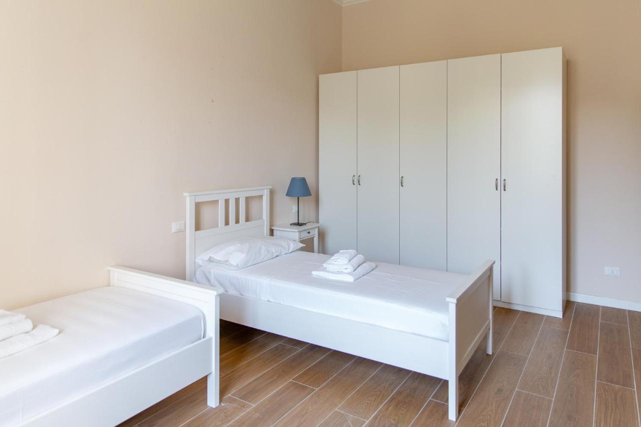 Comfy Apartment Near Fortezza Da Basso Florencia Exterior foto